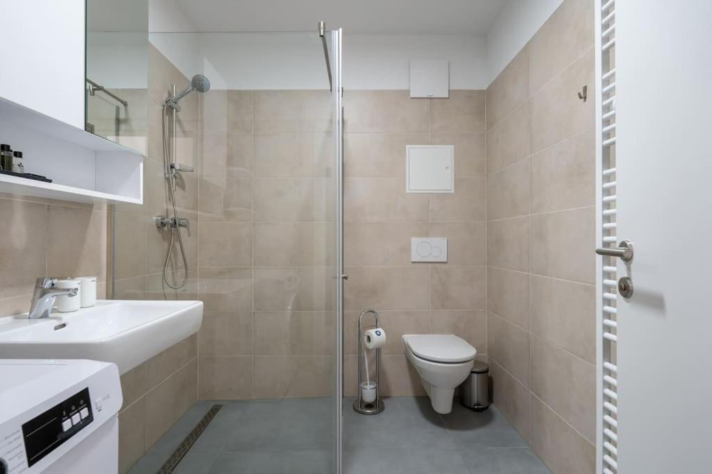 Sunny 1Br Home With Balcony By Hm Wien Eksteriør bilde