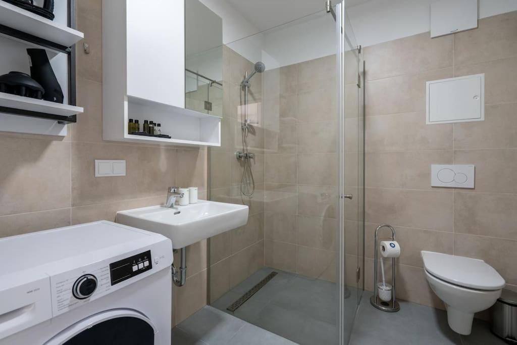 Sunny 1Br Home With Balcony By Hm Wien Eksteriør bilde