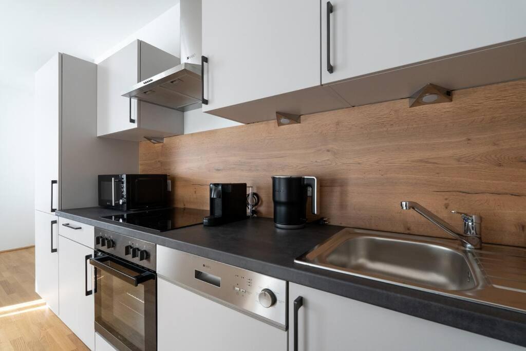 Sunny 1Br Home With Balcony By Hm Wien Eksteriør bilde