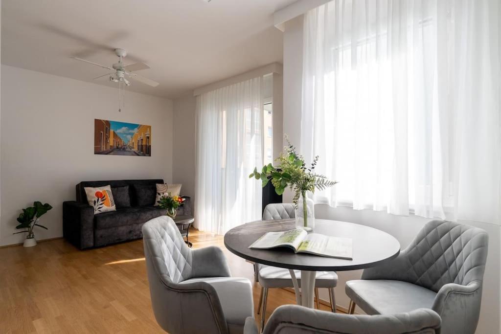 Sunny 1Br Home With Balcony By Hm Wien Eksteriør bilde